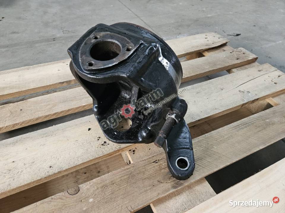 Zwrotnica LH Case Luxxum 120 110 100 Układ kierowniczy i oś przednia dolnośląskie Byków