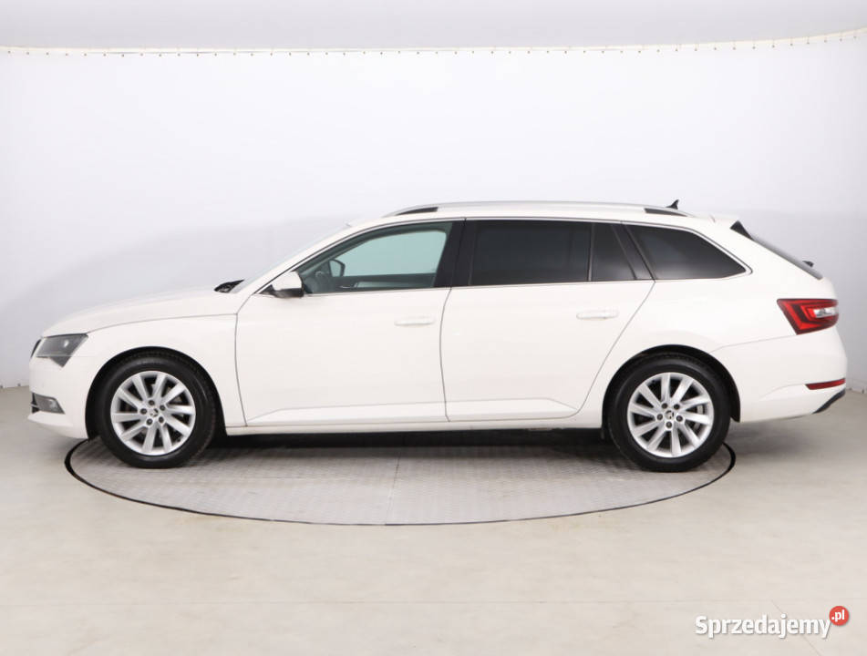 Skoda Superb 20 TDI radio Piaseczno sprzedam