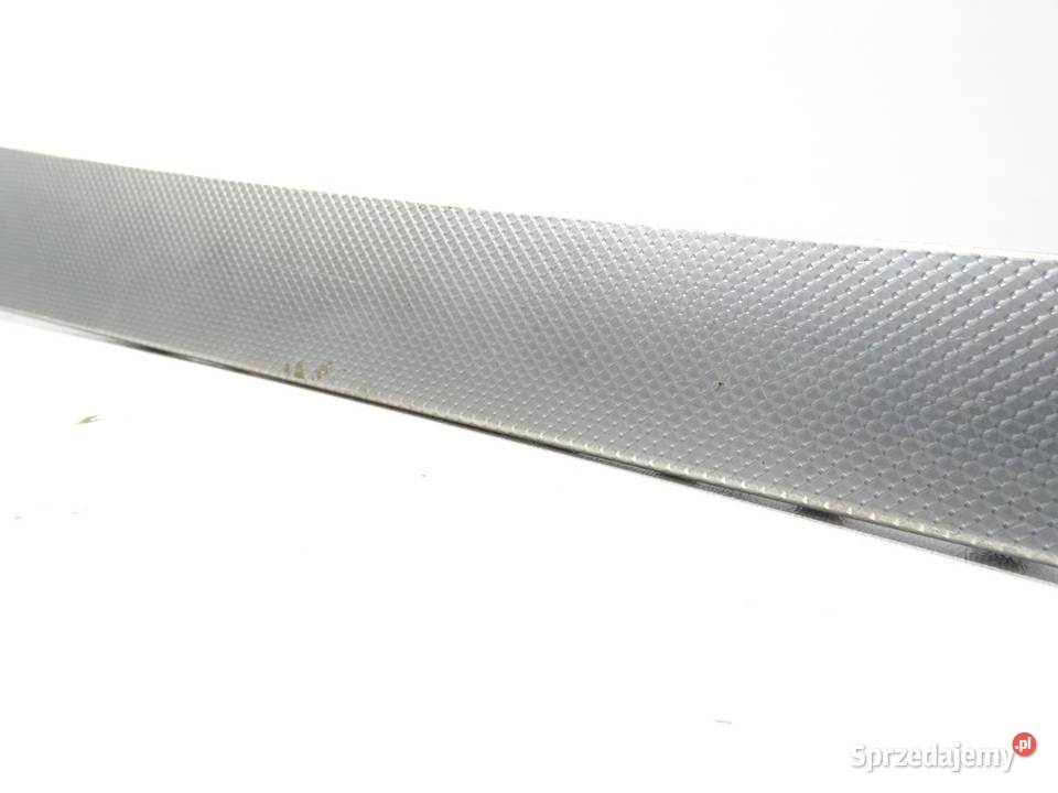 LISTWA DEKOR BOCZKA DRZWI PRZÓD TYŁ 8K0867409