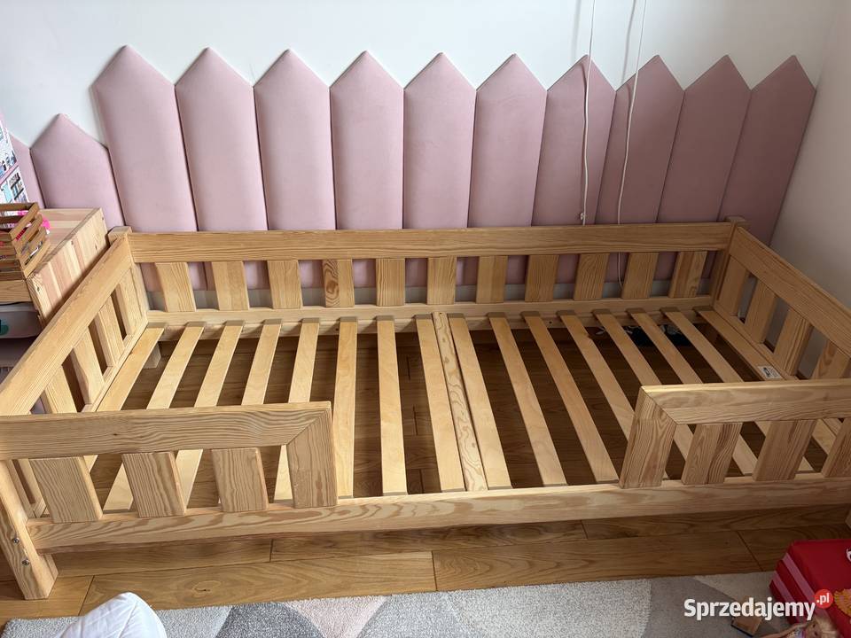Łóżeczko drewniane Będzin