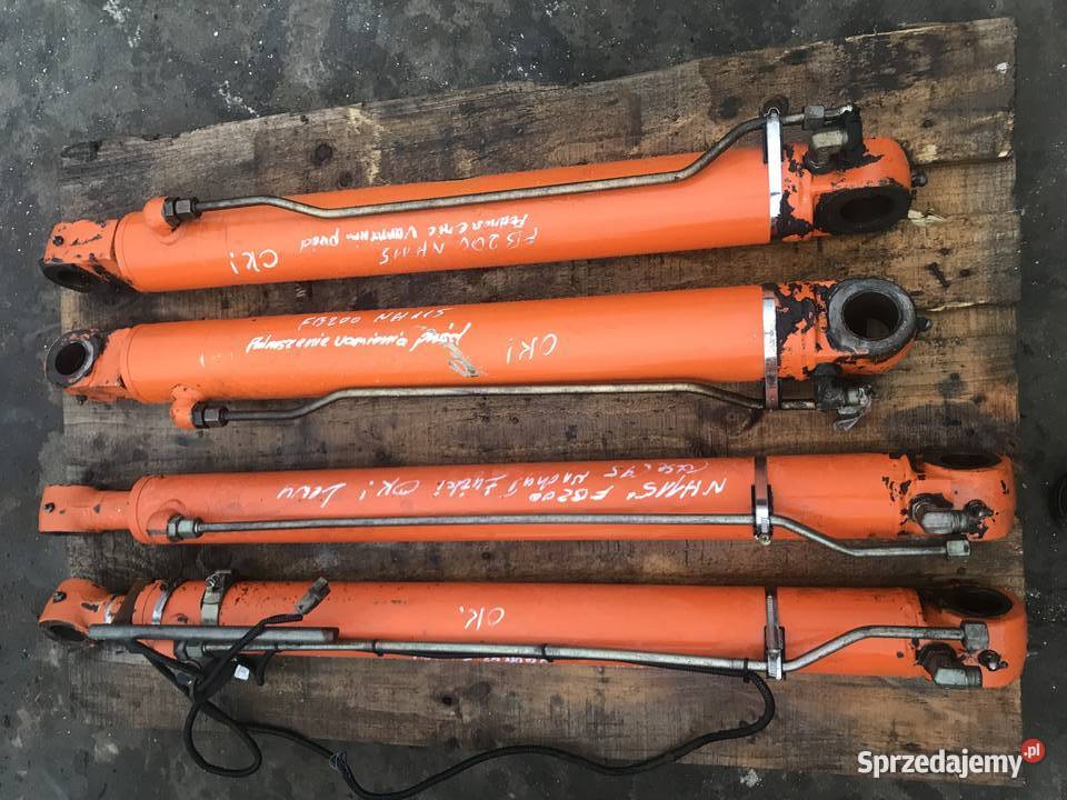 Siłownik podnoszenia ramienia Holland LB 115 Kosakowo sprzedam