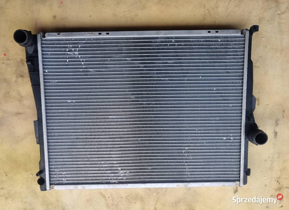 Chlodnica wody Valeo do BMW e46 nowa