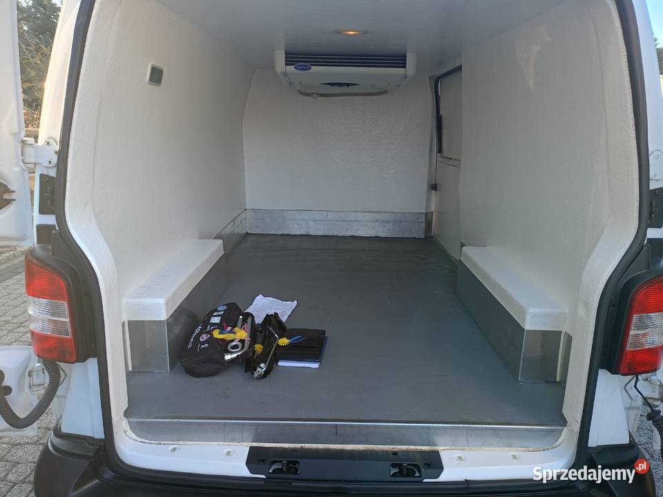 VOLKSWAGEN TRANSPORTER LONG CHŁODNIAIZOTERMA Z Rok produkcji 2015 wielkopolskie Grabów nad Prosną