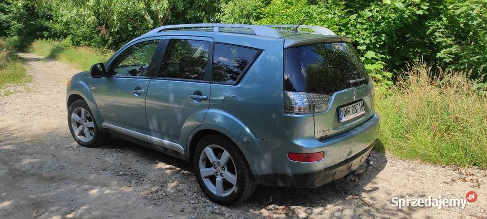 Mitsubishi Outlander II 4x4 7osobowy hak lakier metallic Kętrzyn sprzedam