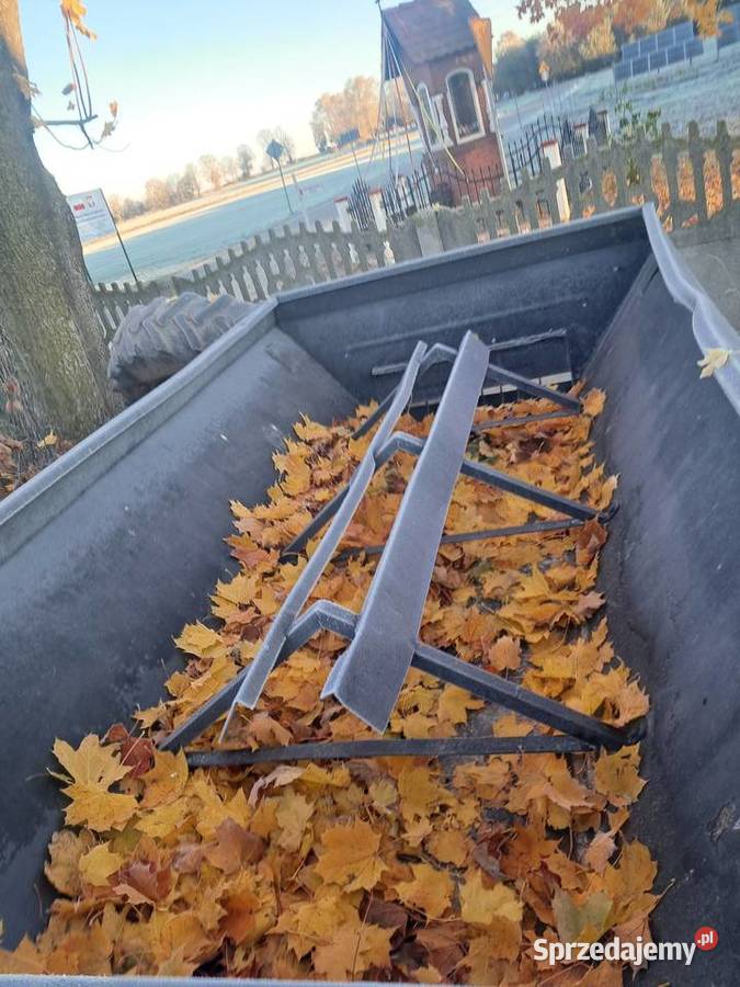 Wózek do wapna RCW Rozsiewacze nawozów Klonownica Mała