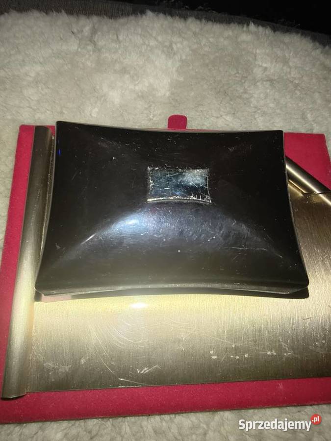 Ebonitowa pudełko zegarka Dugena Suwałki sprzedam