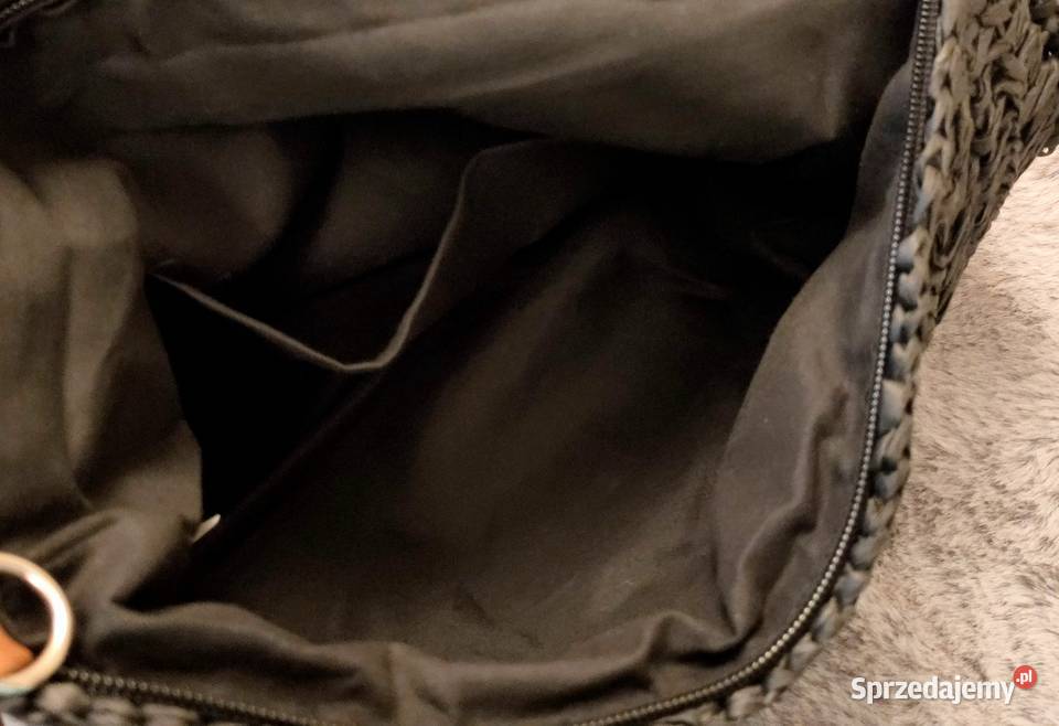 Letnia czarna torebka zapinana kosmetyczna do Warszawa sprzedam
