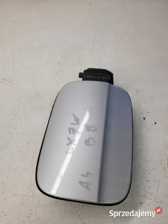 KLAPKA WLEWU PALIWA AUDI A4 B8 8K0809999A LX7W osobowe