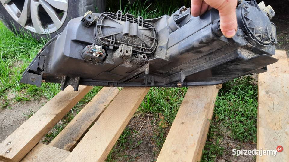 lampa przednia prawa lewa Mazda 6 I GG GY lampy
