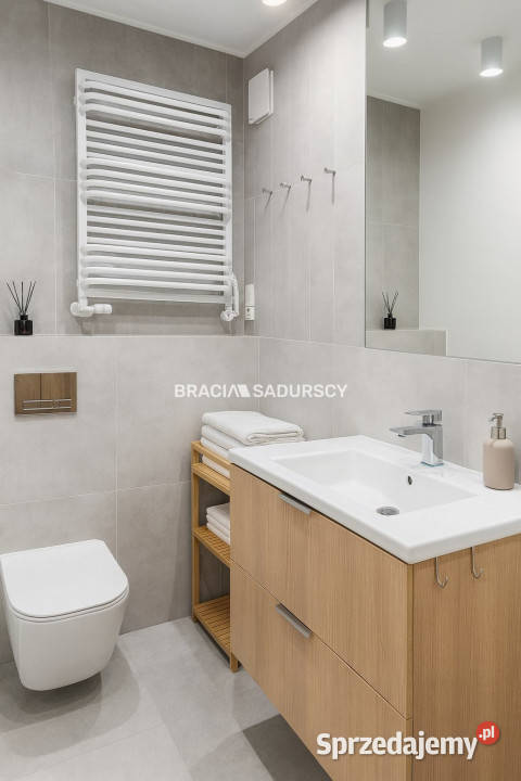 Sprzedam dom wolnostojący Zabawa Zabawa 280m2 280m2