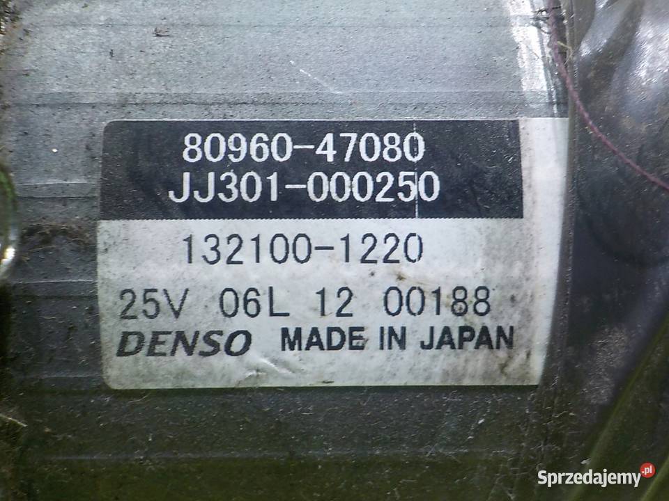 TOYOTA PRIUS III 18 VVTI 09r pompa wspomagania Suków