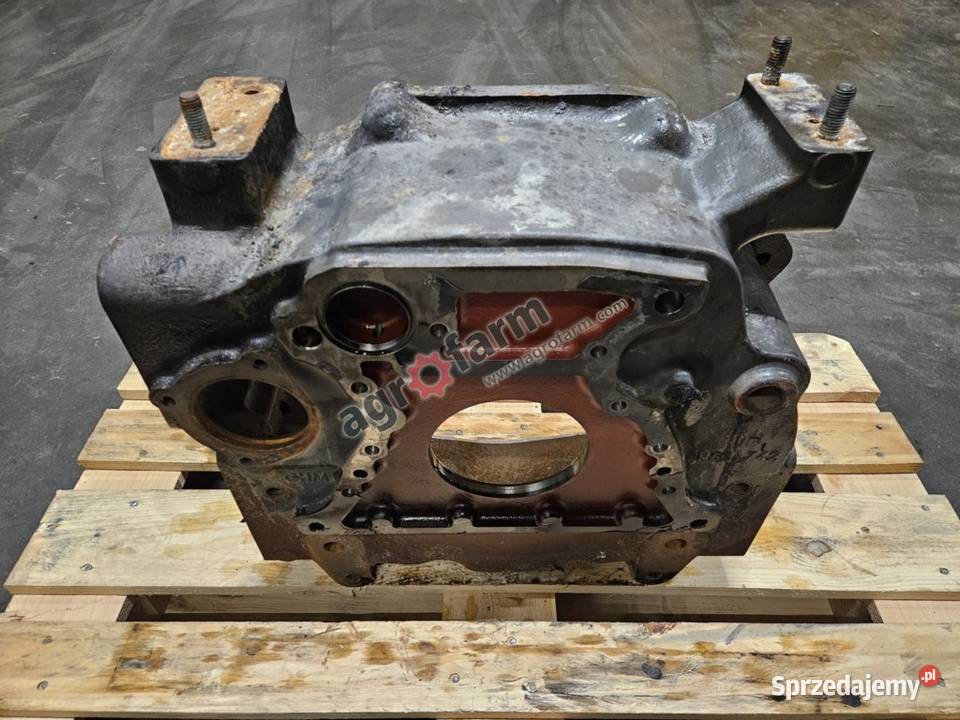 Obudowa sprzęgła John Deere 6140R 6150M 6150R Byków sprzedam