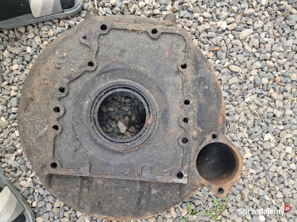 Obudowa sprzęgła c328 c330 Trojanów