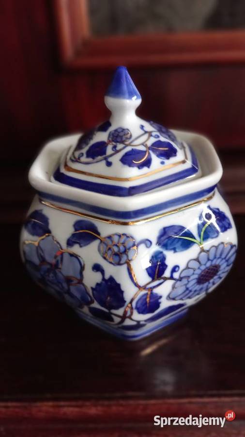 Cukiernica Łomonosowkobalt i złoto Warszawa