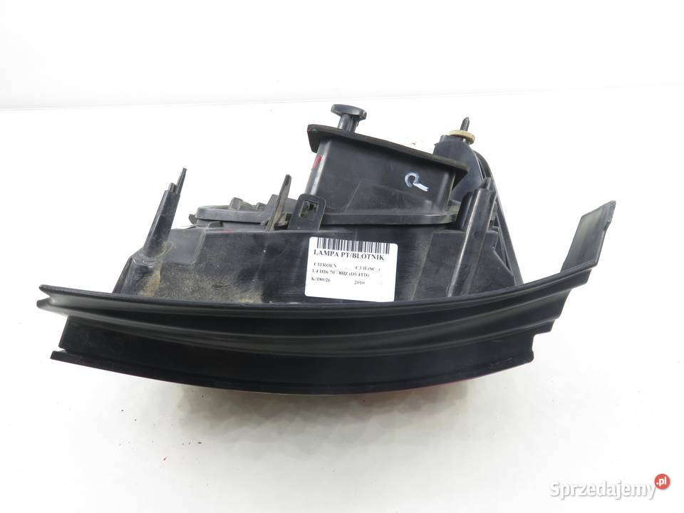 LAMPA PRAWA TYLNA CITROEN C3 II SC