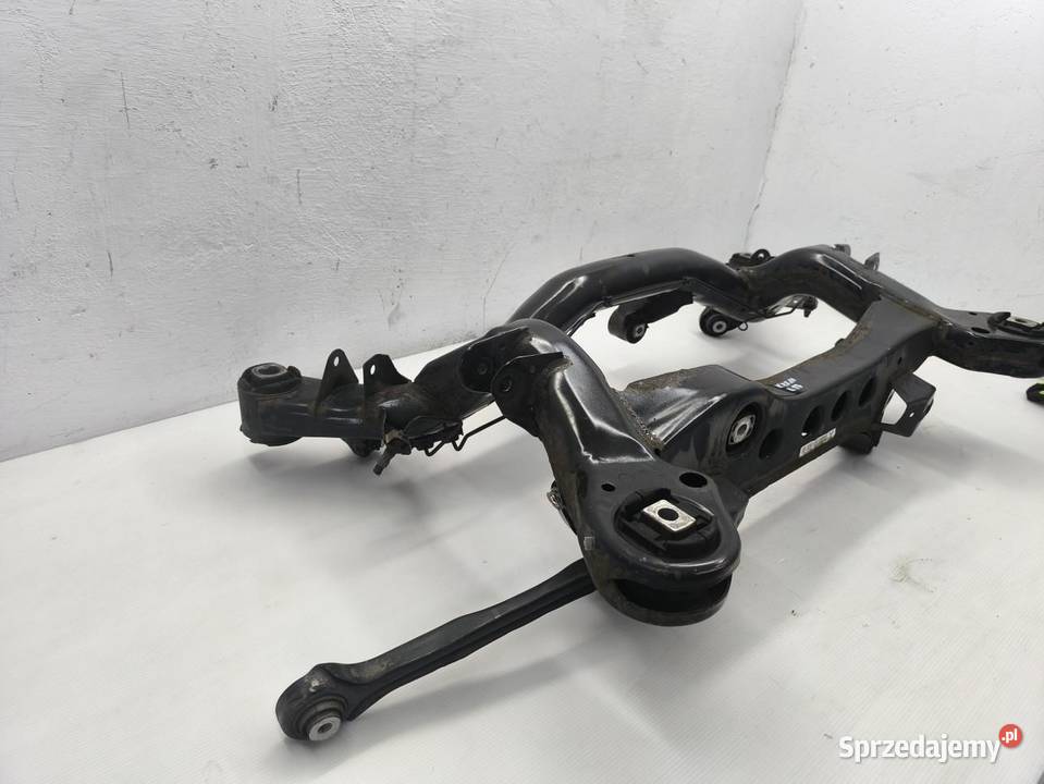 SANKI TYŁ KOŁYSKA BMW 1 E87 E81 LIFT 16 osobowe