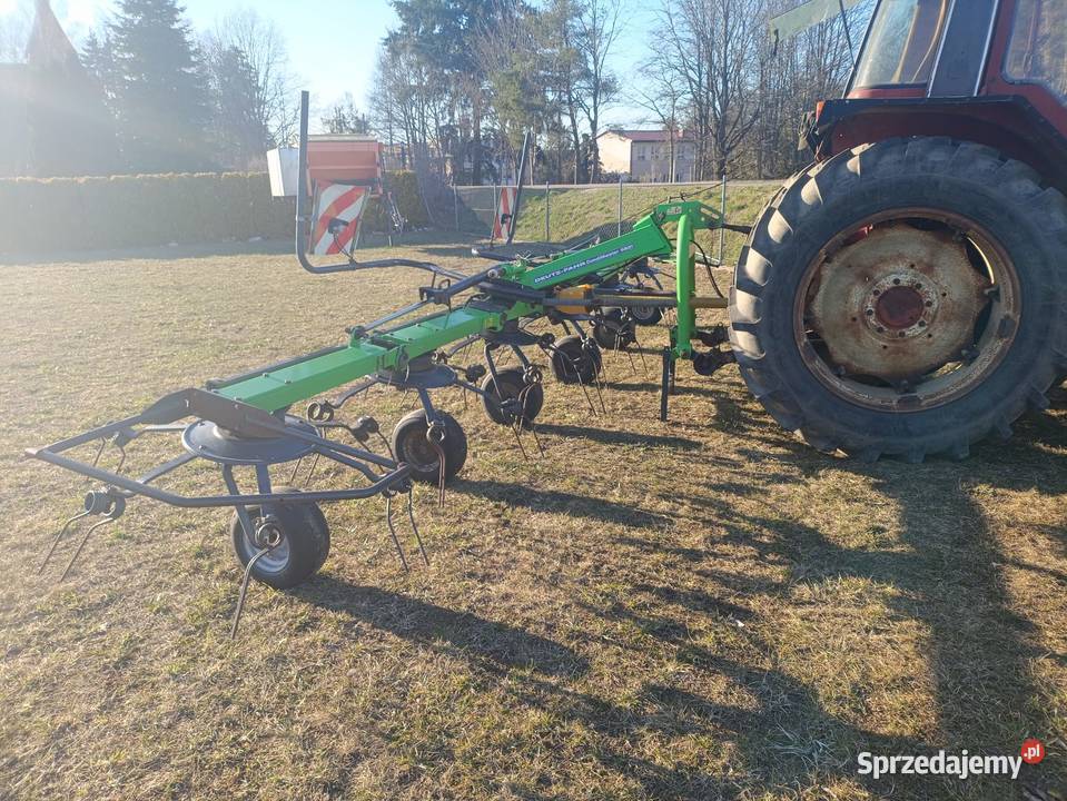 DeutzFahr Przetrząsacz Przetrząsarka Deutz Fahr Stężyca
