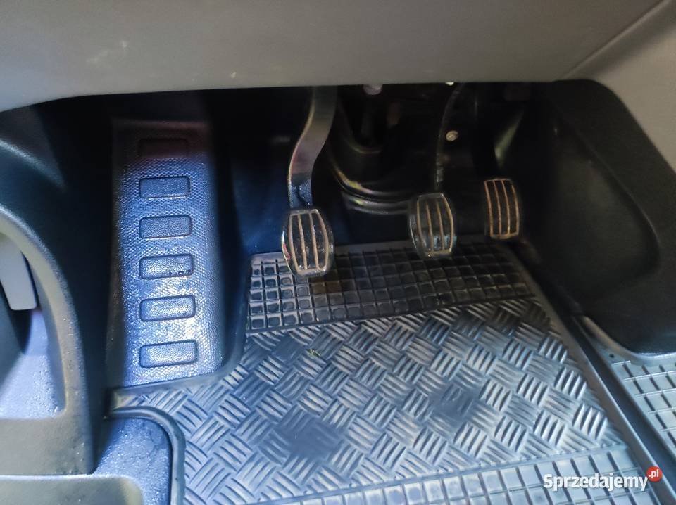 Opel Vivaro furgon blaszak 2020 manualna
