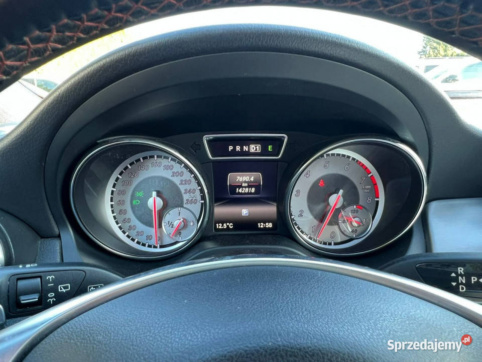 Mercedes CLA 180 Shooting Brake AMG Line podgrzewane fotele Baranowo