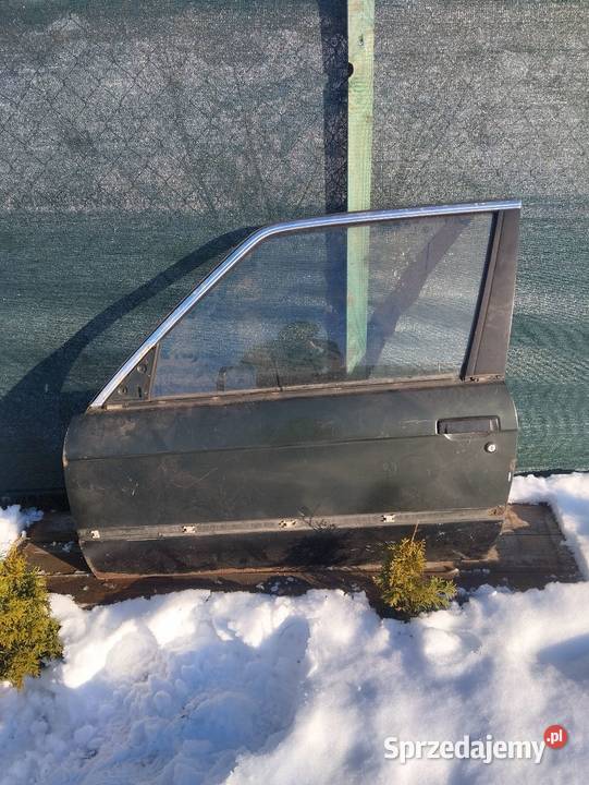 BMW E30 Coupe drzwi błotniki i inne Motoryzacja Bydgoszcz sprzedam