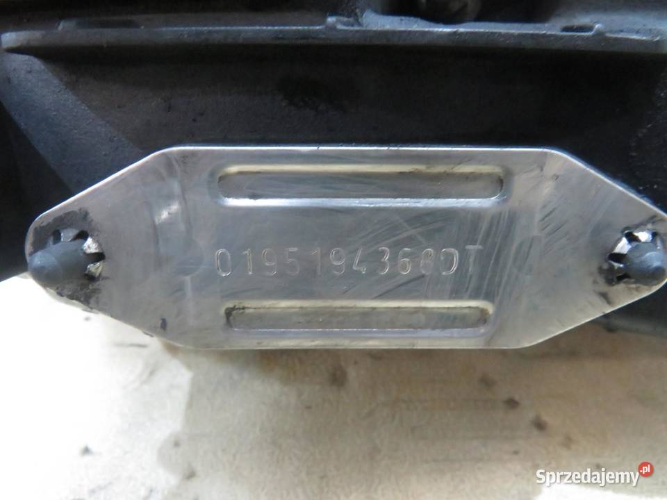 POKRYWA ZAWORÓW LAND ROVER SPORT VOUGE L320 L322 osobowe