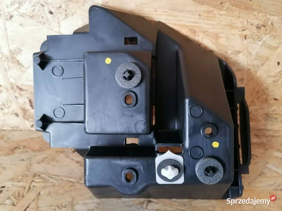 FORD FOCUS MK4 ślizg zderzaka prawy tył osobowe Pleszew sprzedam