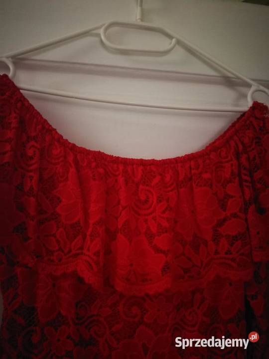 Czerwona koronkowa sukienkahiszpanka