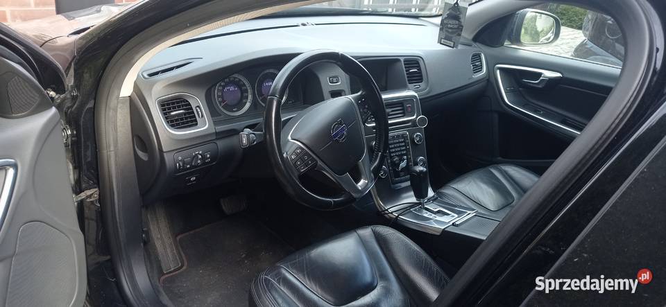 Volvo V60 D5 Geartronic Summum 205KM Środa Śląska