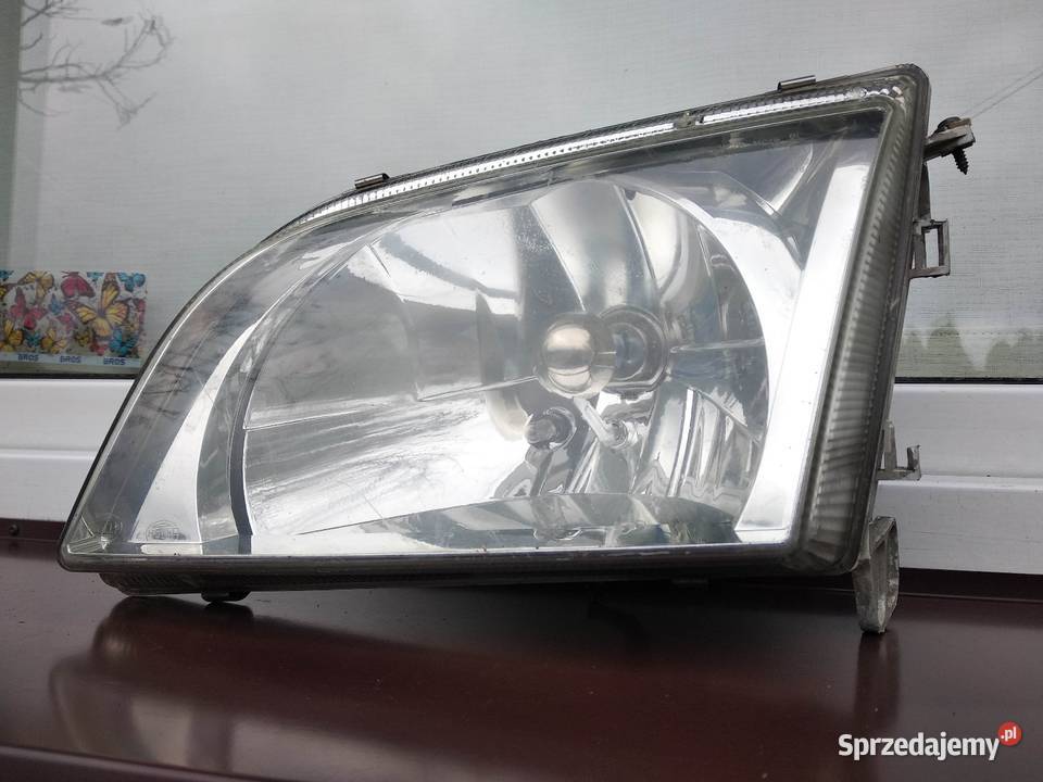 Mitsubishi Space Star lampa przednia lewa Lampy przednie Sieradz