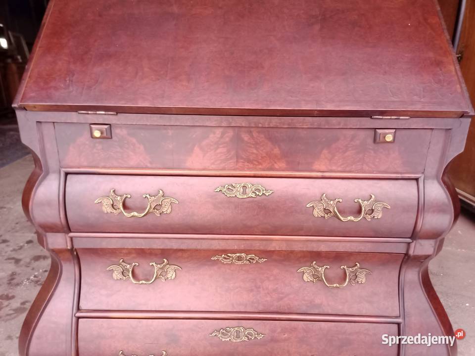 Sekretarzyk Rzeźbiony Orzech Włochy Kozy sprzedam