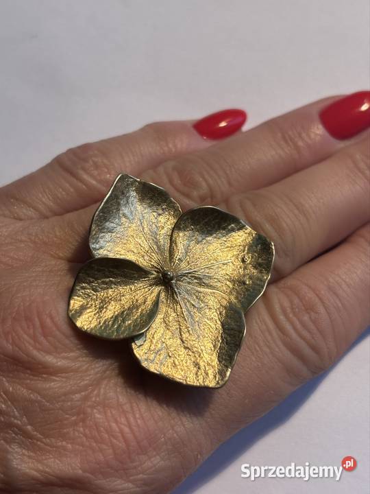 Pierścionek kwiat hortensji Lukato kujawsko-pomorskie