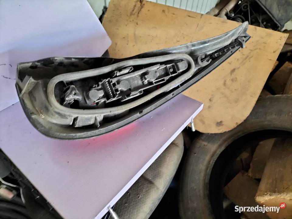 Renault Laguna I kombi lampa tylna lewa tył Oświetlenie Kamień-Kolonia sprzedam