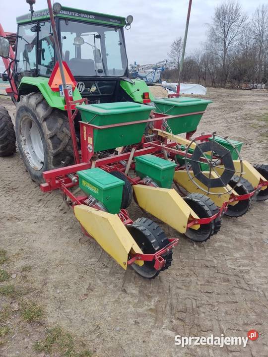 Siewnik punktowy do kukurydzy MEPROZER S100 Łopacianka