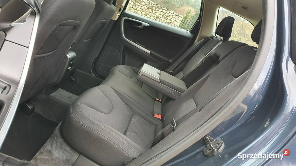 Volvo XC 60 20 R5 D3 Kinetic Manual Serwis do Chmielnik sprzedam