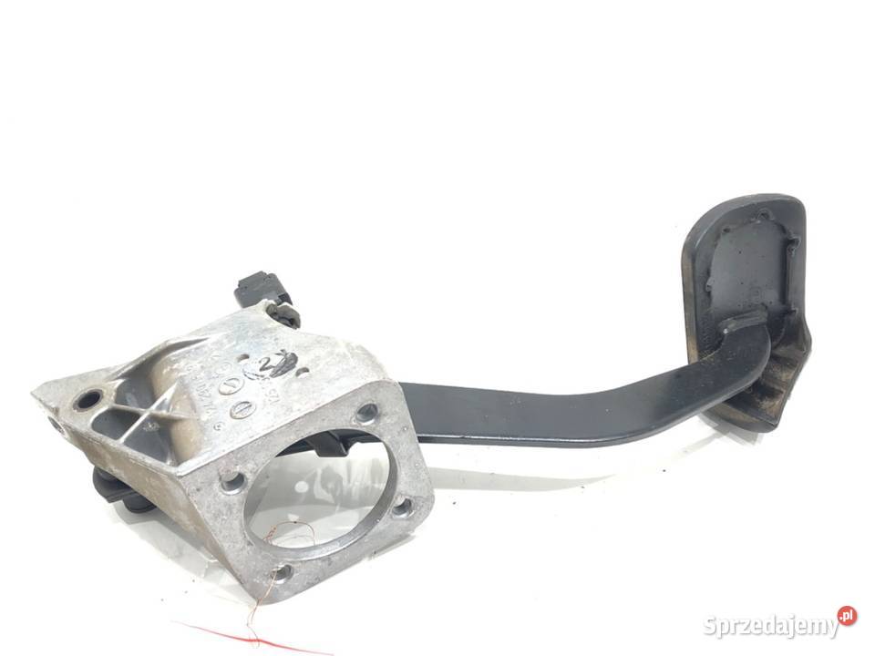 PEDAŁY MERCEDES W201 8293 1242900519 20 113 sprzedam