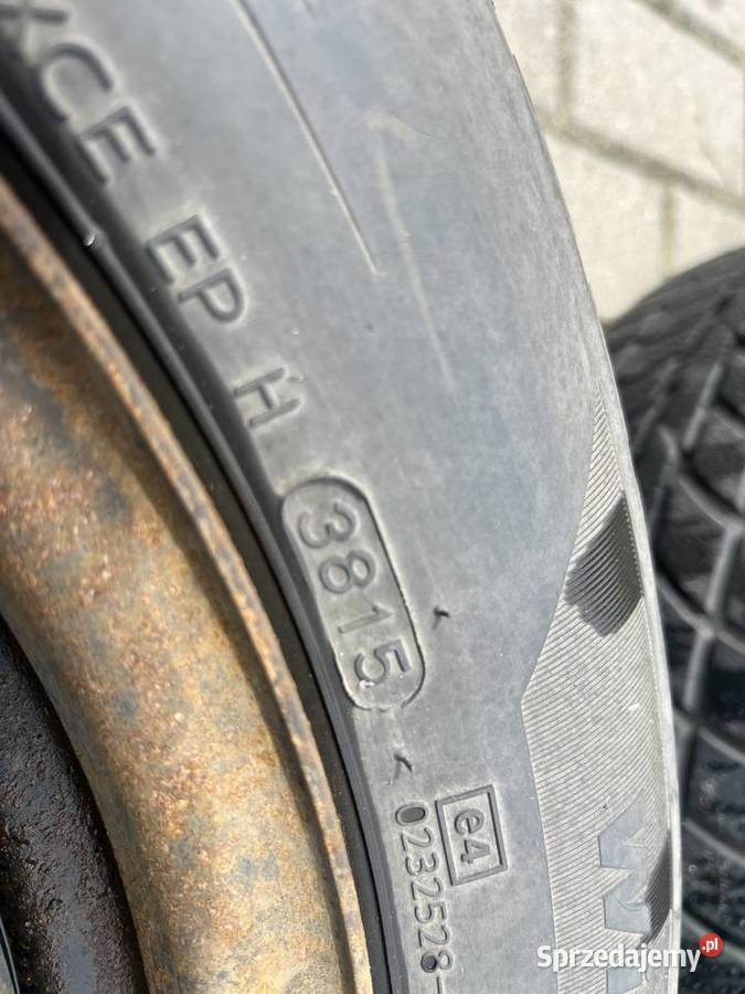 Komplet kół zimowych R15 Corolla E12 Samochodowe wielkopolskie Koło