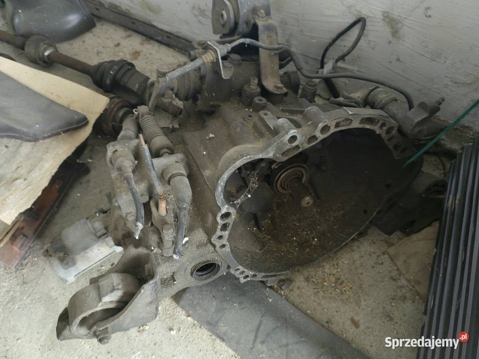 Skrzynia toyota celica v 16 sti osobowe podlaskie Stawiski