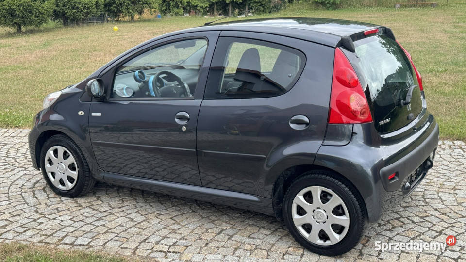 Peugeot 107 10 Benz 68 z Niemiec 122000 5 Drzwi manualna 107 Strzegom