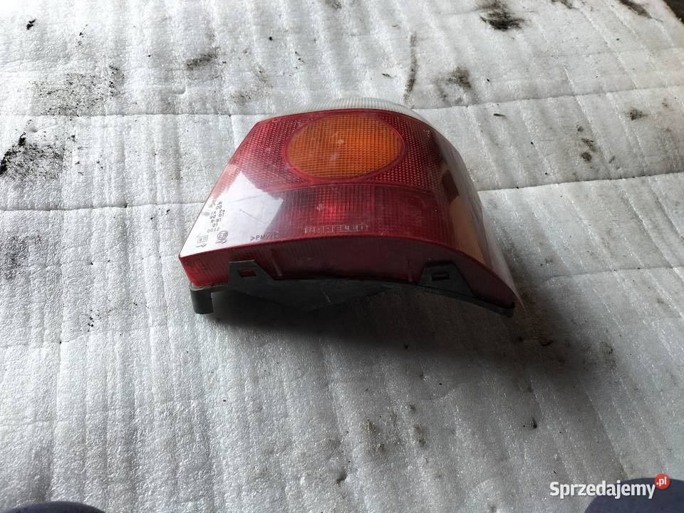 Renault Twingo LAMPA PRAWA TYLNA TYŁ Kamień-Kolonia