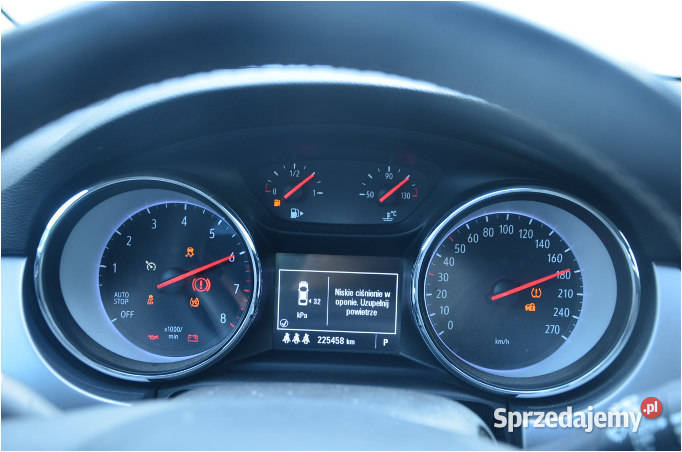 OPEL ASTRA 2017 139900 ccm 150 Warszawa
