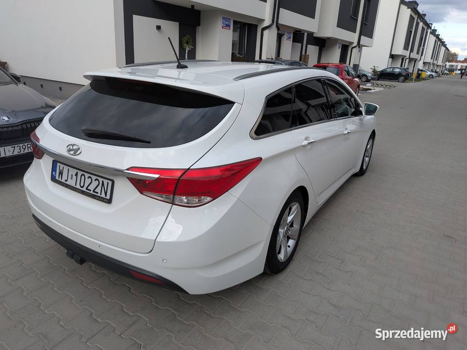 Hyundai i40 16 GDI Kombi Kamera Hak 2 komplety i40 Marki sprzedam