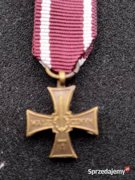 Krzyż Walecznych miniaturka Poznań