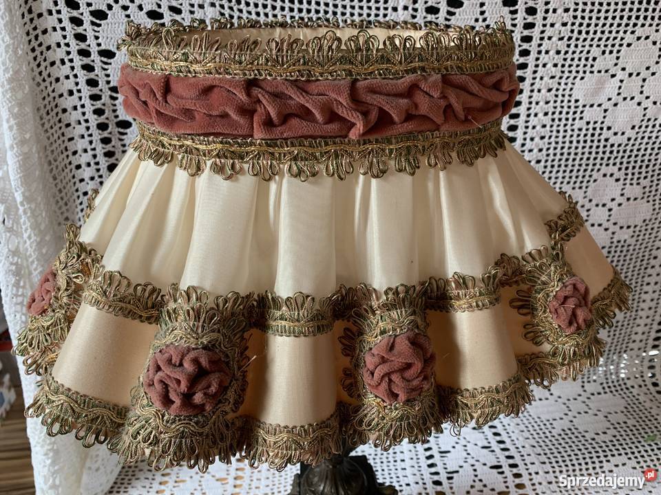 Stara przedwojenna lampa z metalu Antyki Bystrzyca Kłodzka