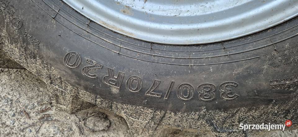 Sprzedam koła rolnicze 42085r30 38070r20 Case świętokrzyskie Stopnica sprzedam