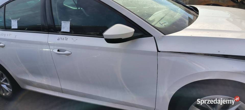 DRZWI PRAWE PRZÓD SKODA OCTAVIA IV LF9E ORYGINAŁ Pozostałe Lipno
