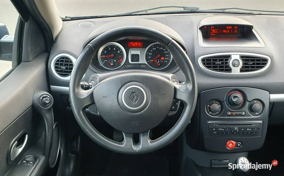 Renault Clio Niski przebiegSerwis w ASO elektryczne lusterka Przyszowice sprzedam