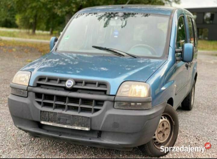 Fiat Doblo niebieski