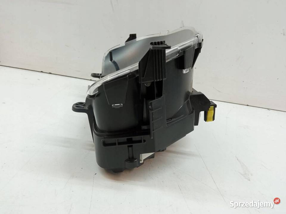 LICZNIK E18 A2C31789200 18 B HYB Toyota Auris II Motoryzacja