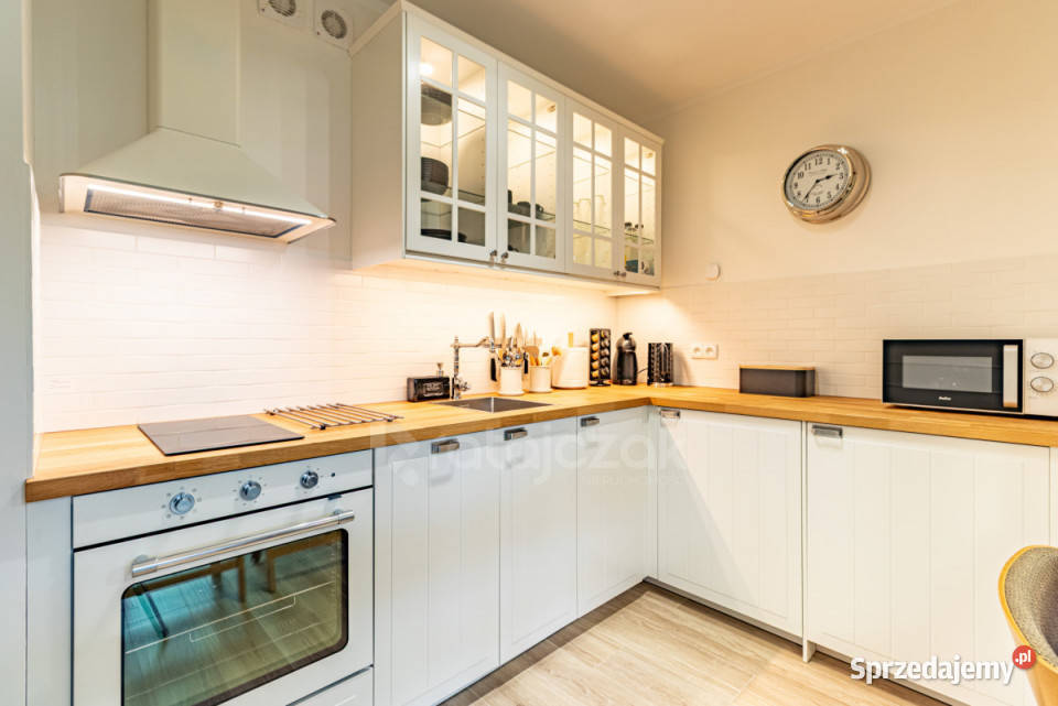 Do sprzedaży mieszkanie 2713m2 Żarnowska