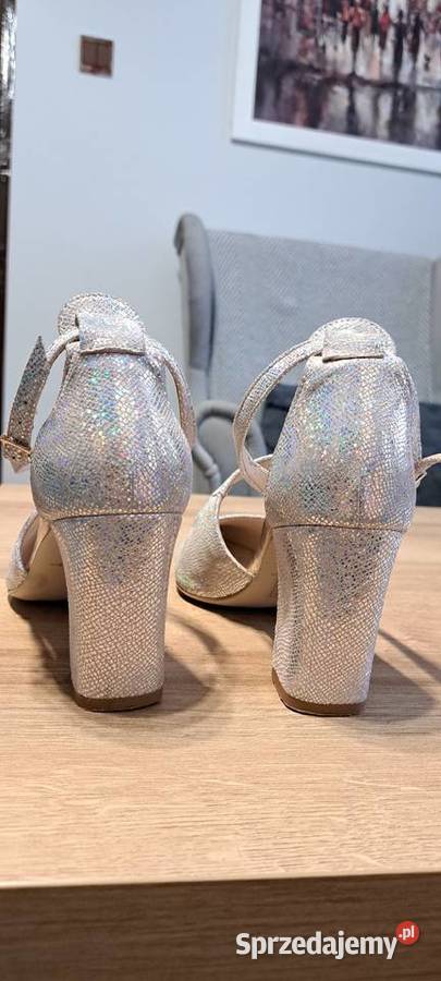 Piękne ślubne buty lubelskie Zamość